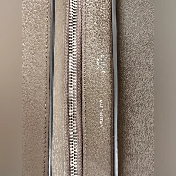 CELINE 
Small Trapeze Bag - Picture 10 of 11